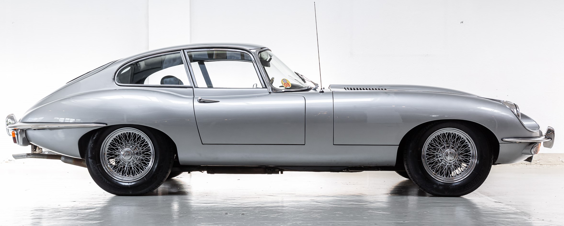E-Type XKE RACE